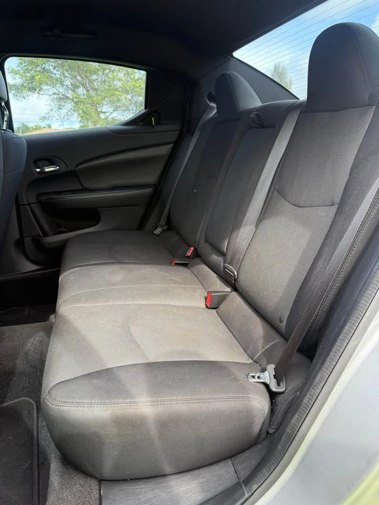 2014 Dodge Avenger Sedan - Image 5 of 10