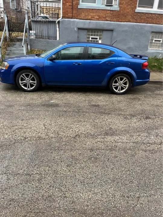 2014 Dodge Avenger Sedan - Image 4 of 9