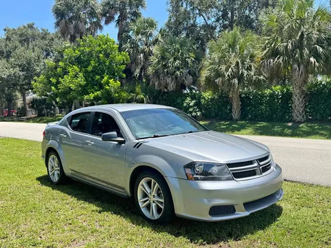 2014 Dodge Avenger SXT Plus Sedan