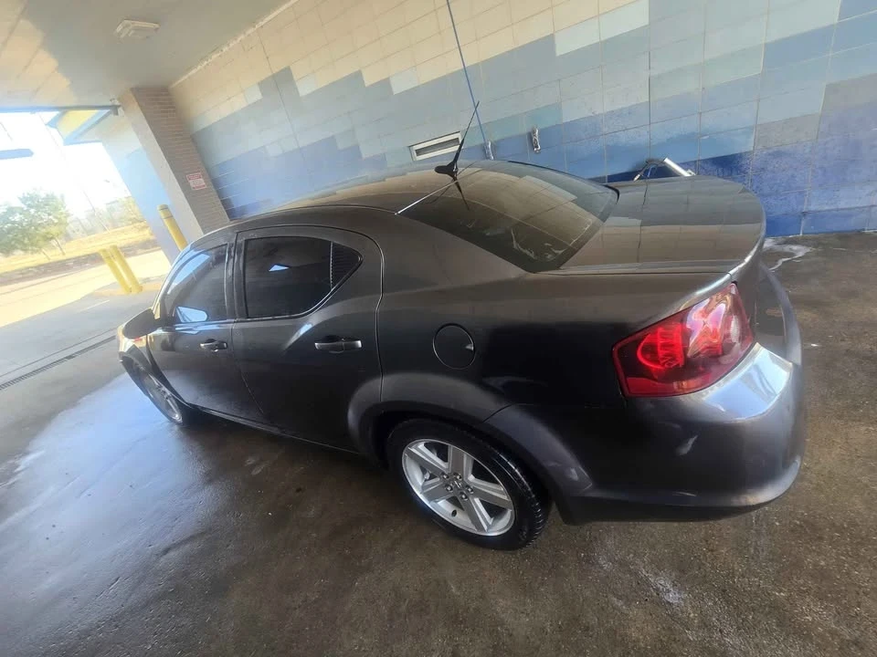 2014 Dodge Avenger Sedan - Image 12 of 15