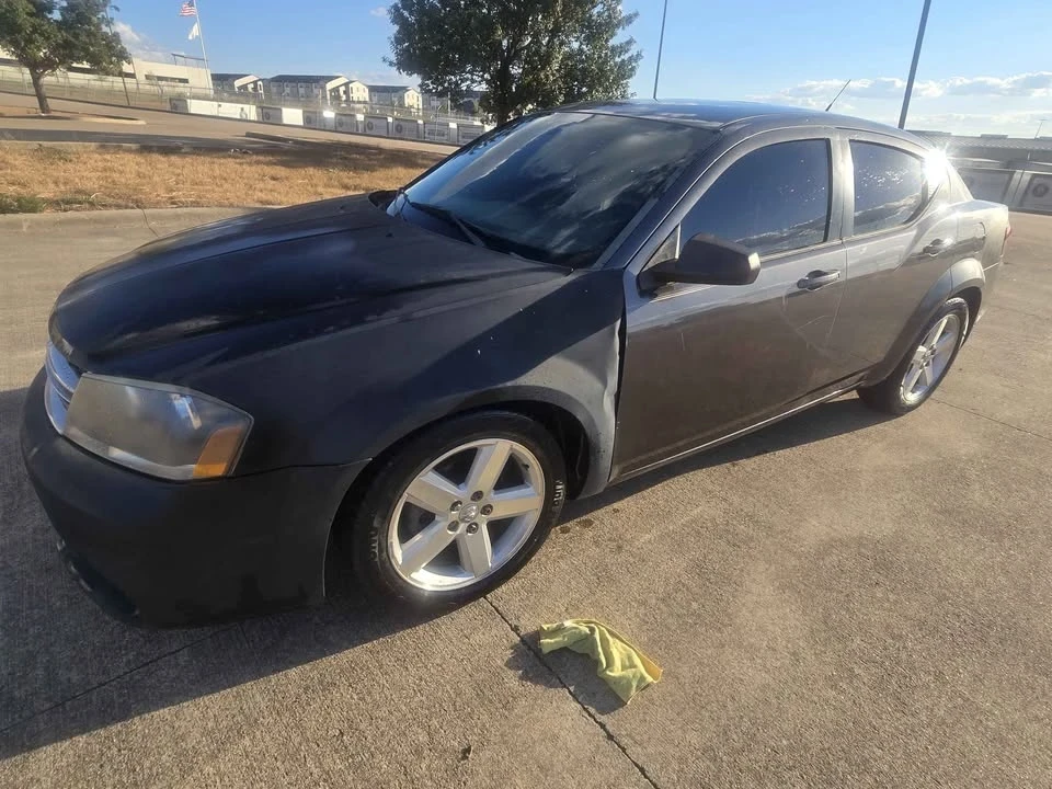 2014 Dodge Avenger Sedan - Image 6 of 15