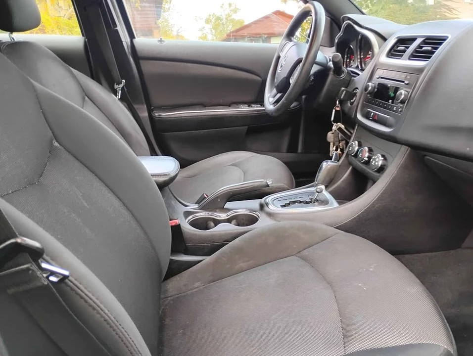 2014 Dodge Avenger Sedan - Image 6 of 7