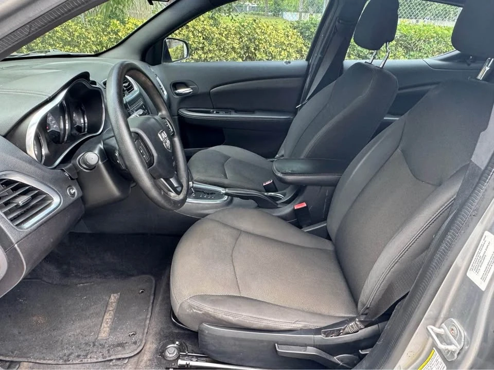 2014 Dodge Avenger Sedan - Image 9 of 10