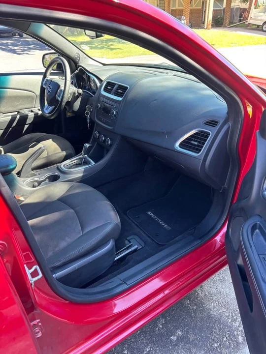2014 Dodge Avenger Sedan - Image 7 of 12