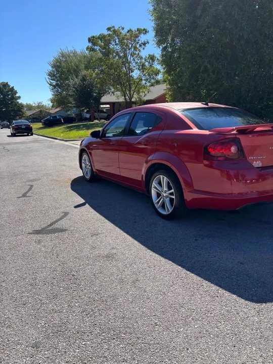 2014 Dodge Avenger Sedan - Image 4 of 12