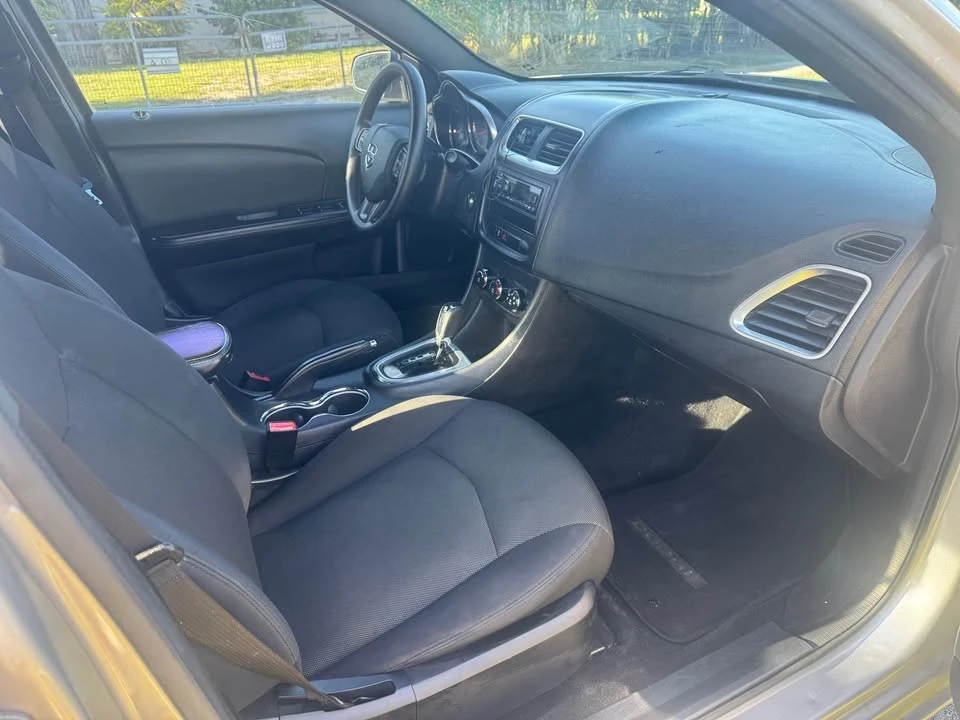 2014 Dodge Avenger Sedan - Image 8 of 11