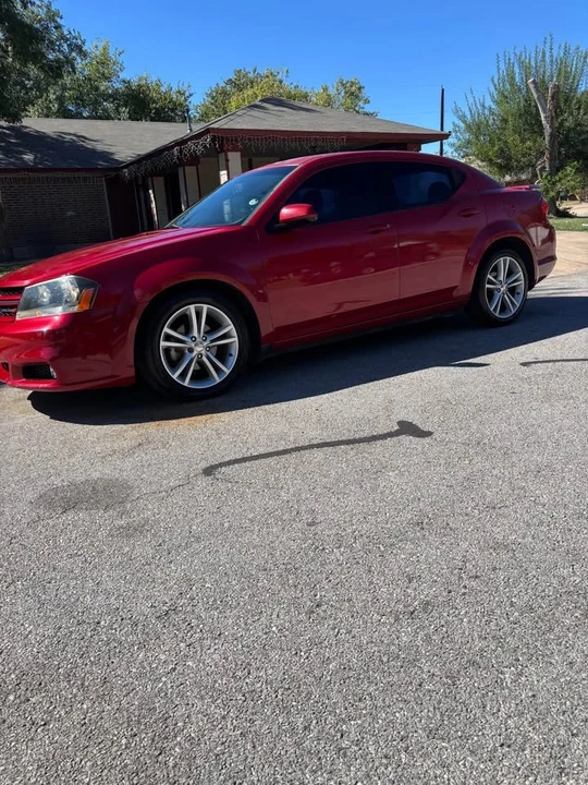 2014 Dodge Avenger Sedan - Image 3 of 12