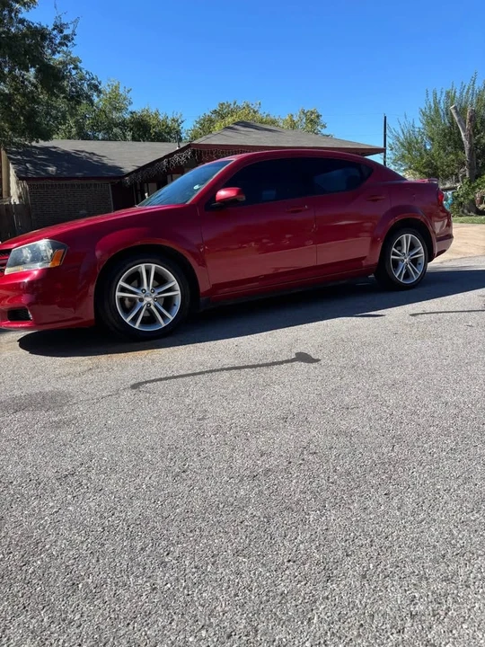 2014 Dodge Avenger Sedan - Image 2 of 12