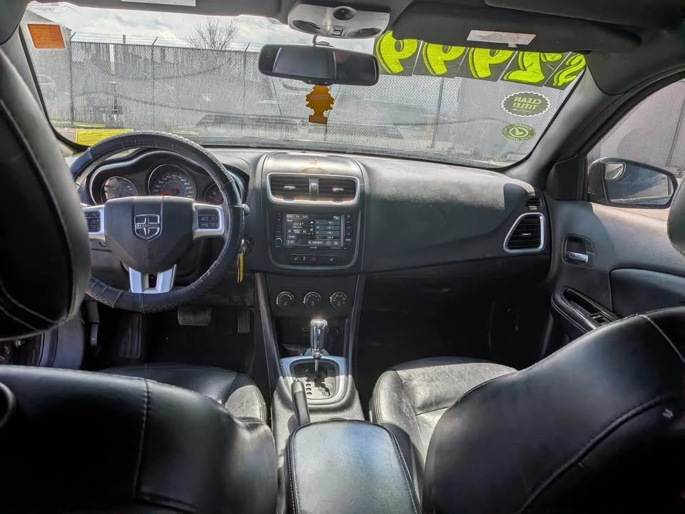 2014 Dodge Avenger Sedan - Image 5 of 9