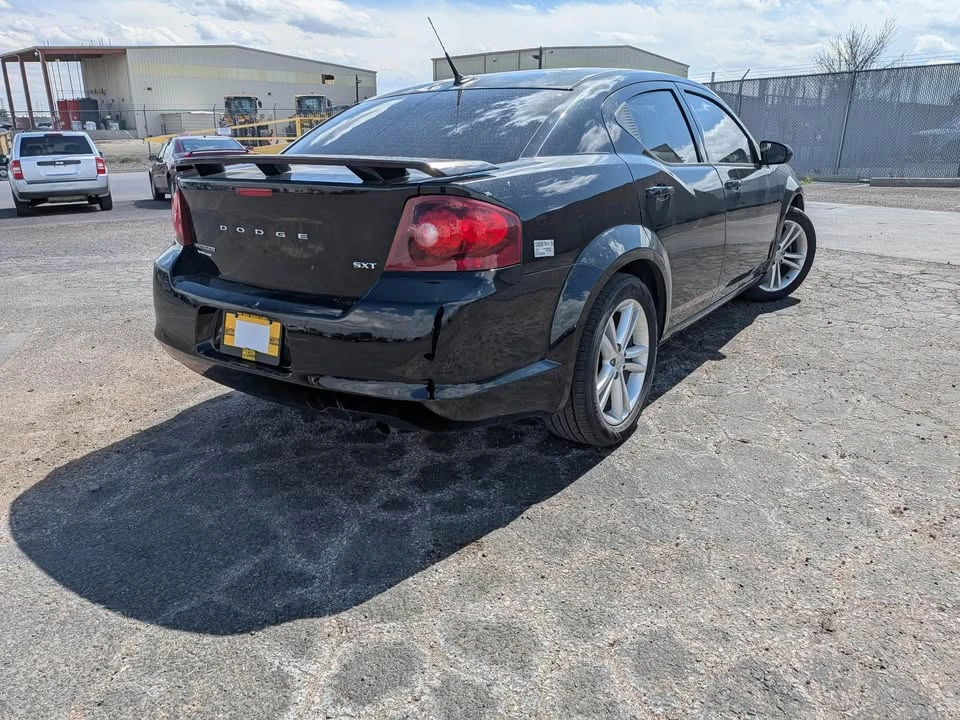 2014 Dodge Avenger Sedan - Image 2 of 9