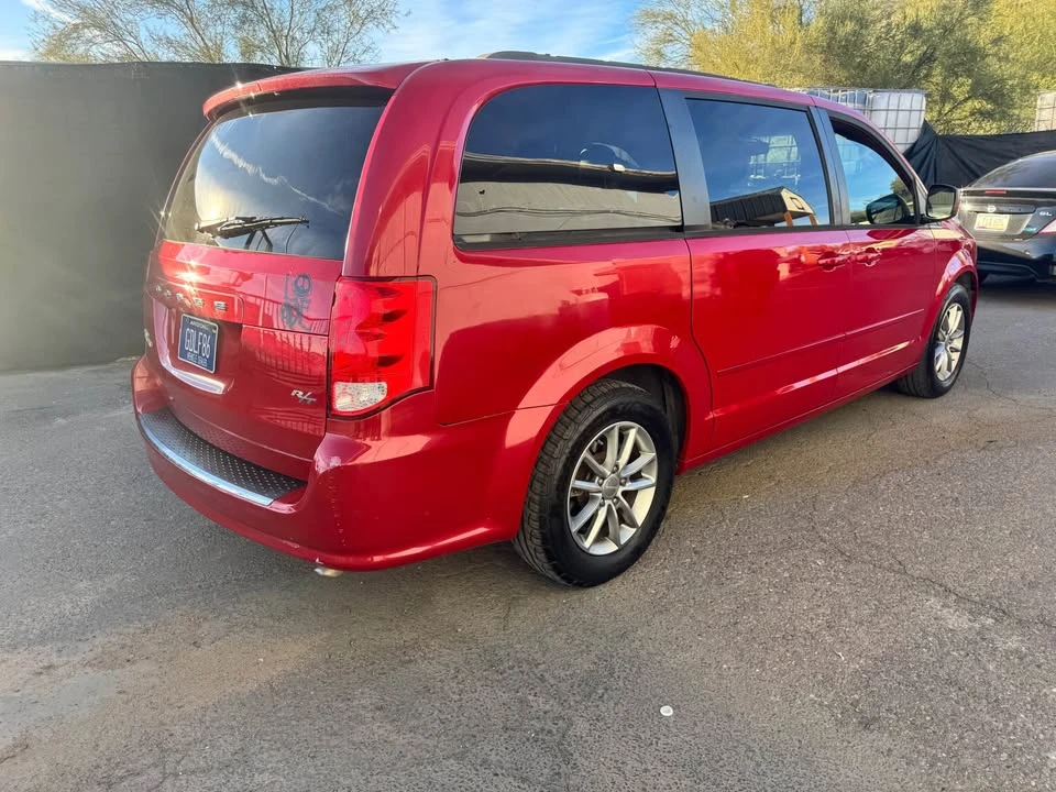 2014 Dodge Caravan - Image 3 of 8