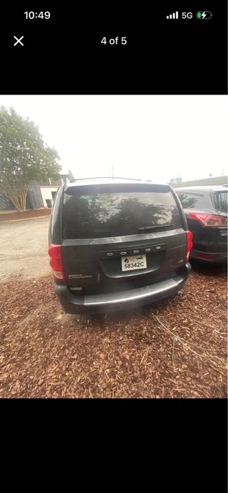 2014 Dodge Caravan - Image 4 of 5