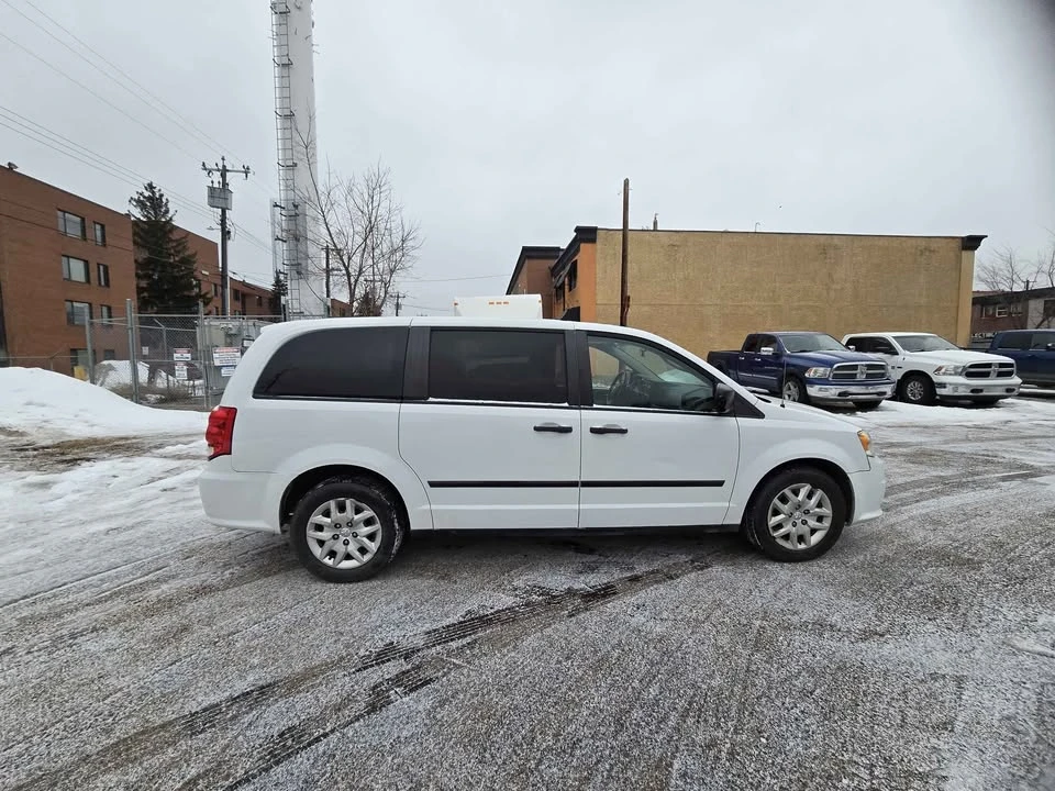 2014 Dodge Caravan - Image 16 of 16