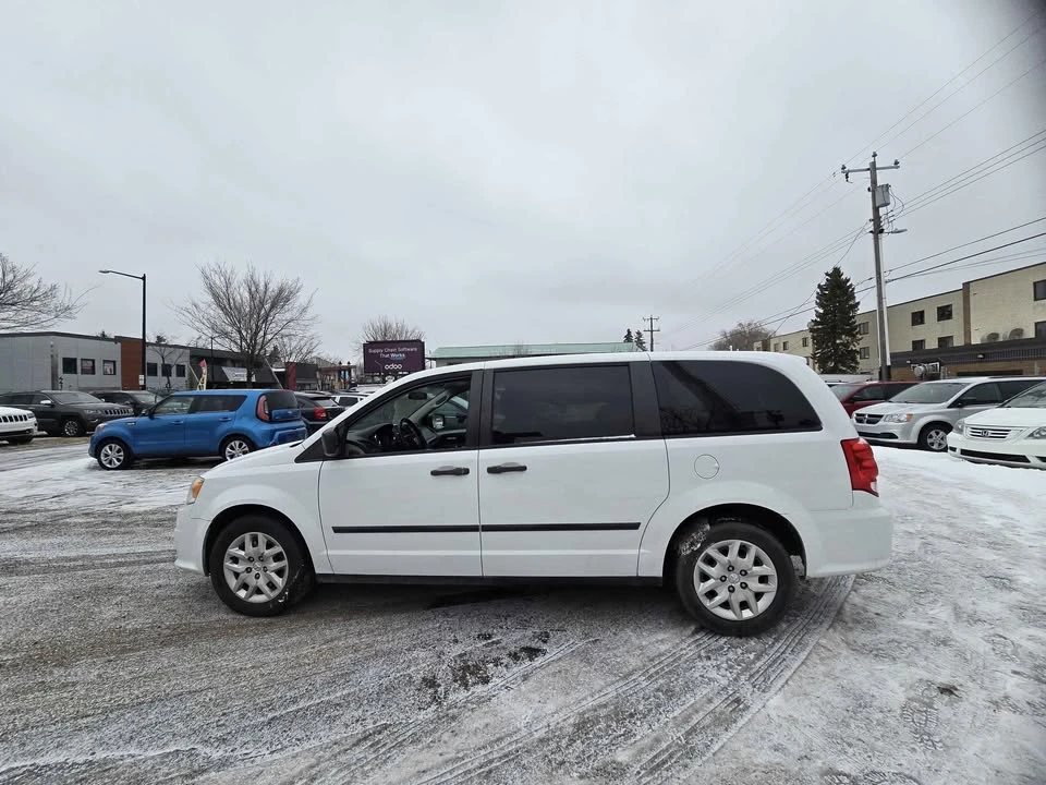 2014 Dodge Caravan - Image 12 of 16