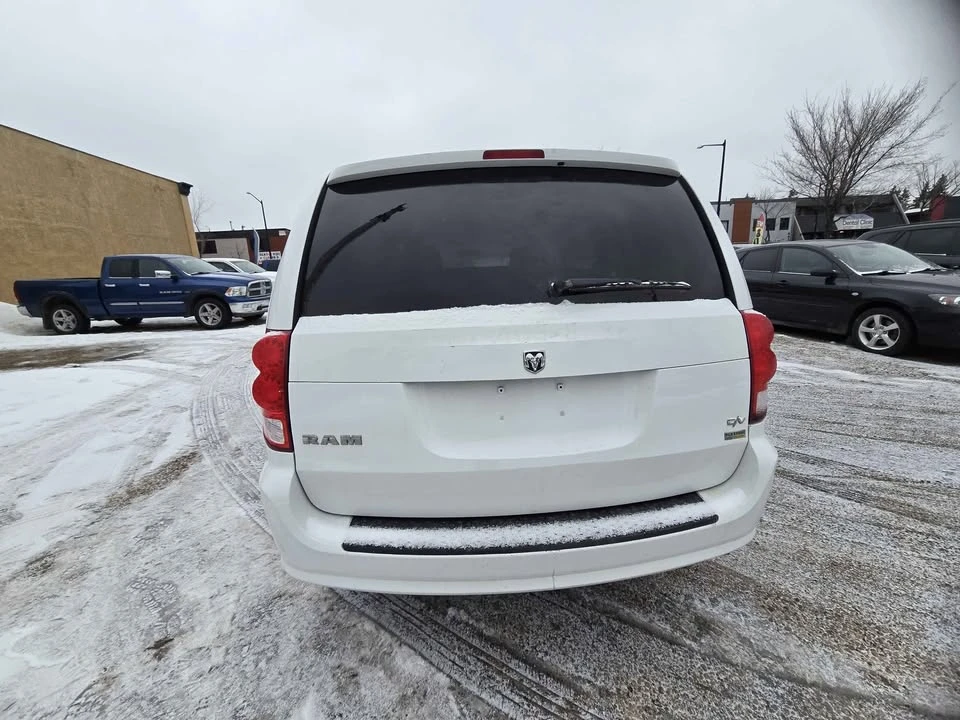 2014 Dodge Caravan - Image 14 of 16