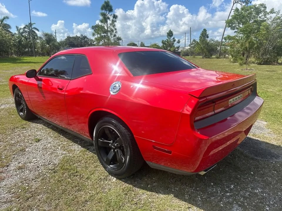 2014 Dodge Challenger 3rd Gen - Image 3 of 10