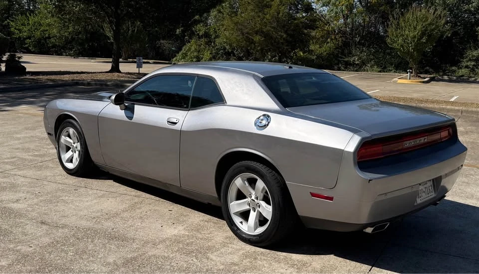 2014 Dodge Challenger 3rd Gen - Image 4 of 9