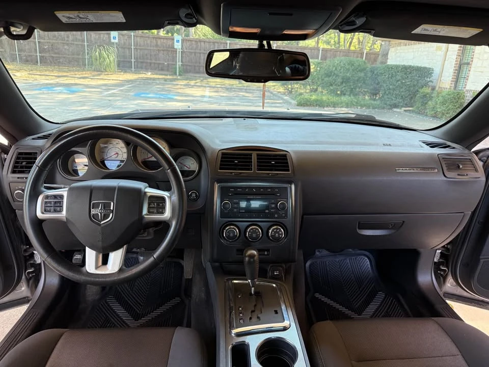 2014 Dodge Challenger 3rd Gen - Image 6 of 9