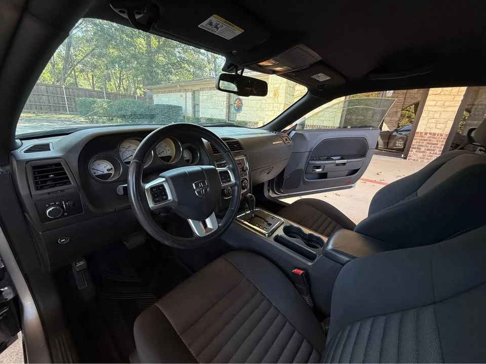 2014 Dodge Challenger 3rd Gen - Image 7 of 9