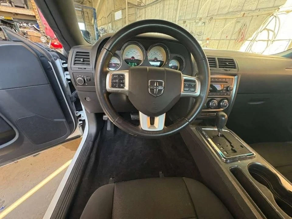 2014 Dodge Challenger 3rd Gen - Image 4 of 9