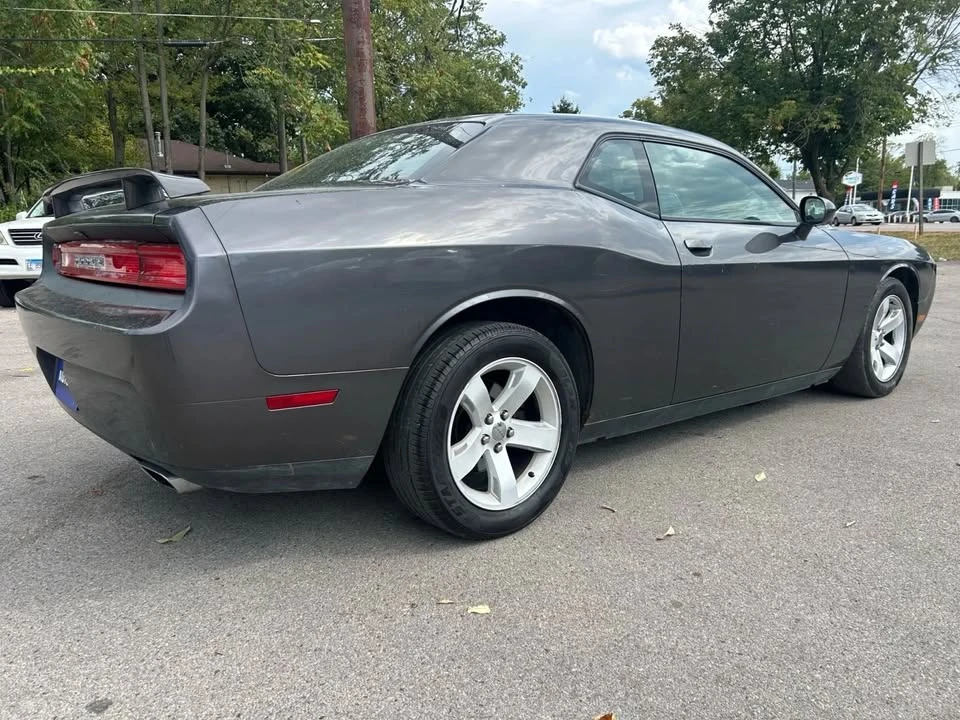 2014 Dodge Challenger 3rd Gen - Image 5 of 15