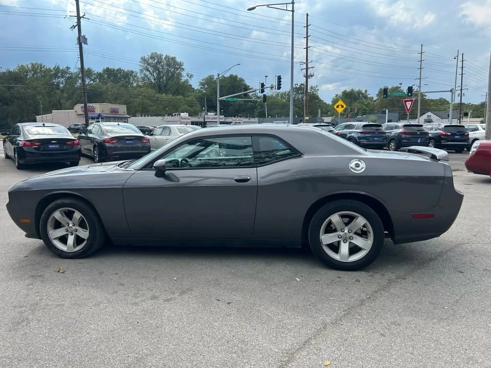 2014 Dodge Challenger 3rd Gen - Image 8 of 15