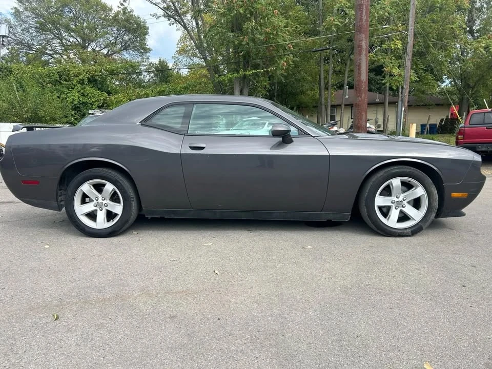 2014 Dodge Challenger 3rd Gen - Image 4 of 15