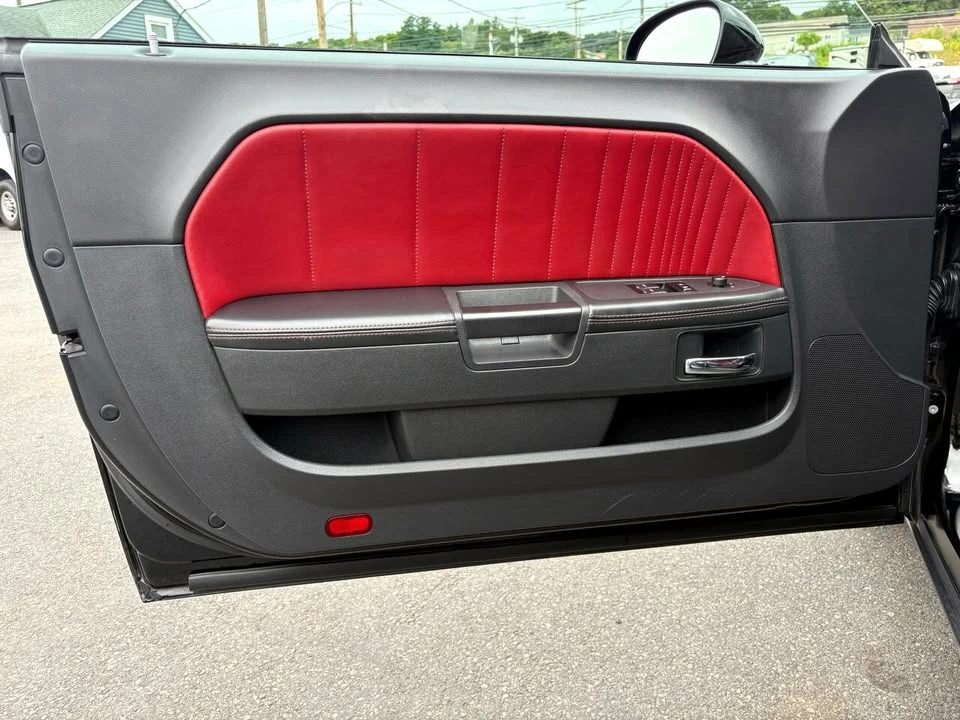 2014 Dodge Challenger 3rd Gen - Image 16 of 19