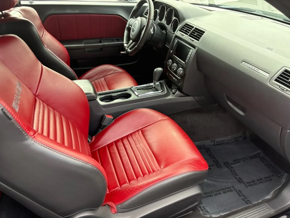 2014 Dodge Challenger 3rd Gen - Image 17 of 19