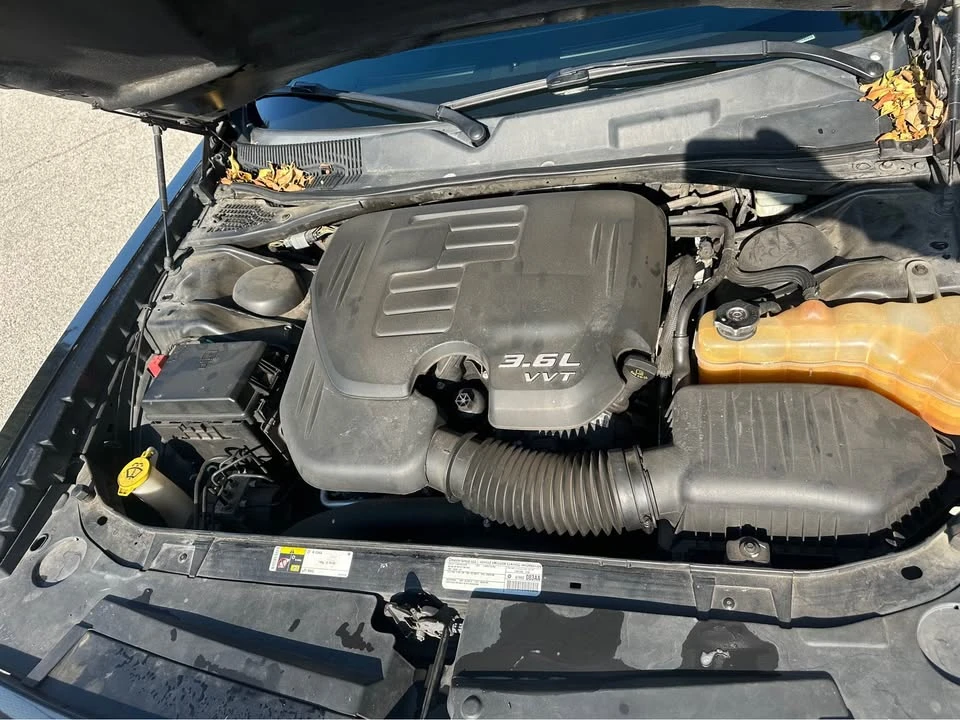 2014 Dodge Challenger 3rd Gen - Image 14 of 17