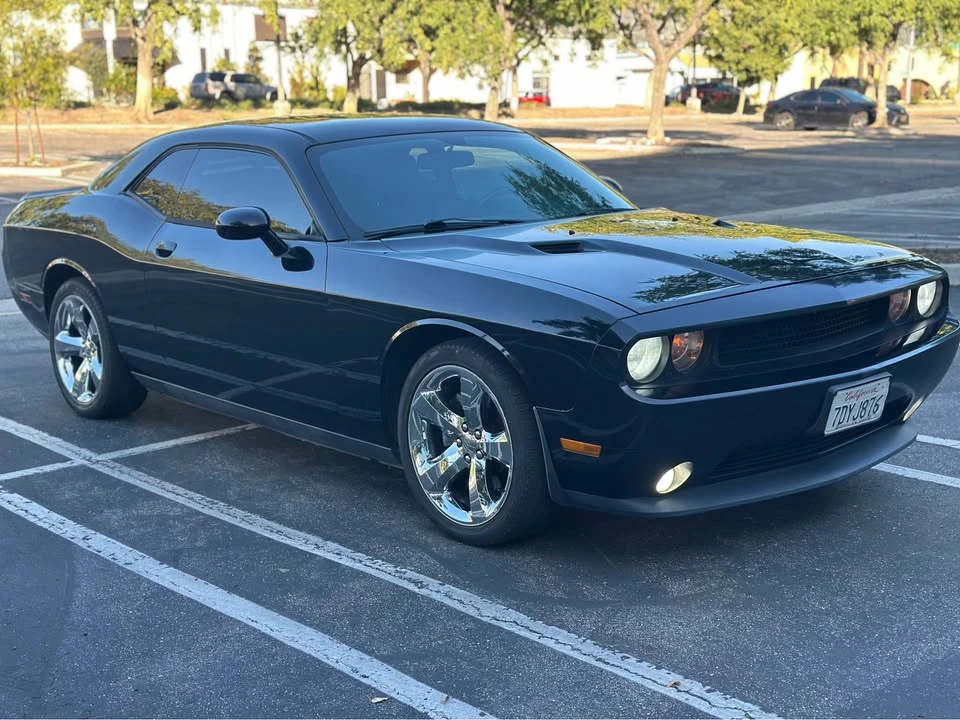 2014 Dodge Challenger 3rd Gen - Image 5 of 9