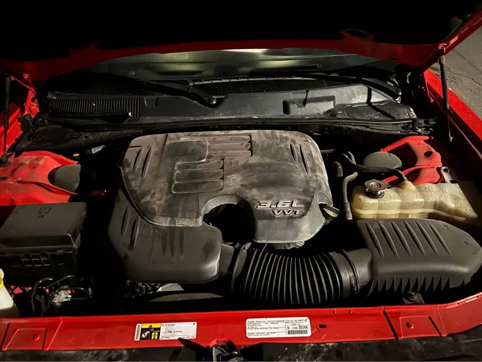 2014 Dodge Challenger 3rd Gen - Image 10 of 12