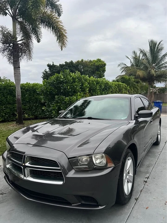 2014 Dodge Challenger 3rd Gen - Image 2 of 2