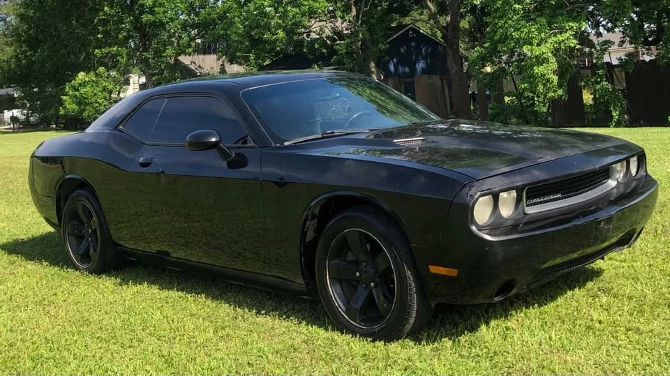 2014 Dodge Challenger 3rd Gen - Image 2 of 12
