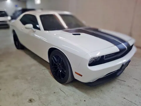 2014 Dodge Challenger SXT Plus
