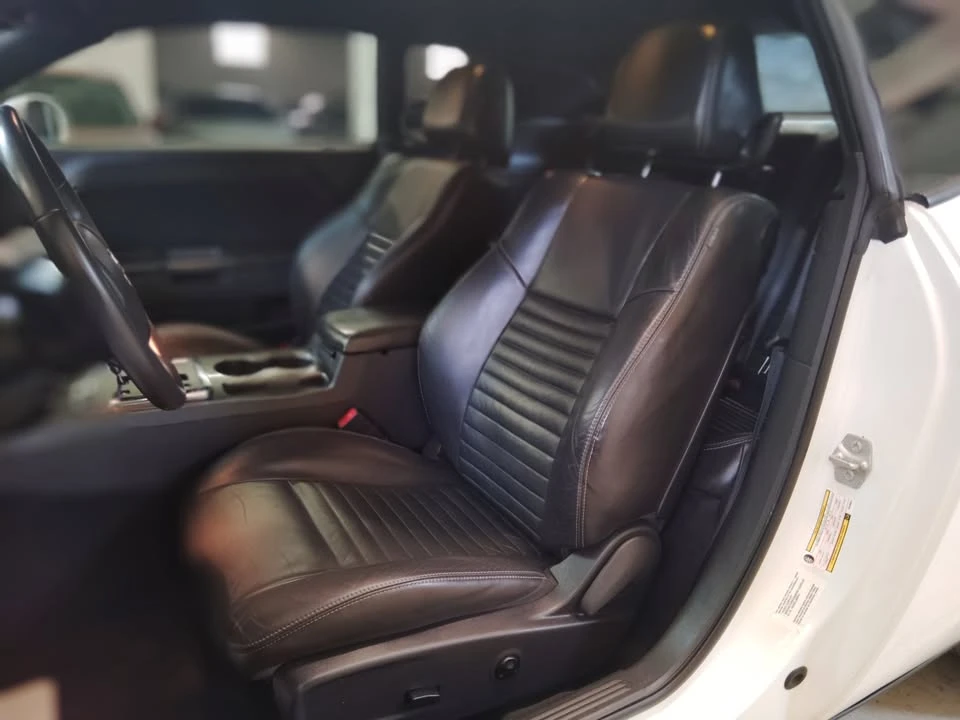 2014 Dodge Challenger 3rd Gen - Image 19 of 20
