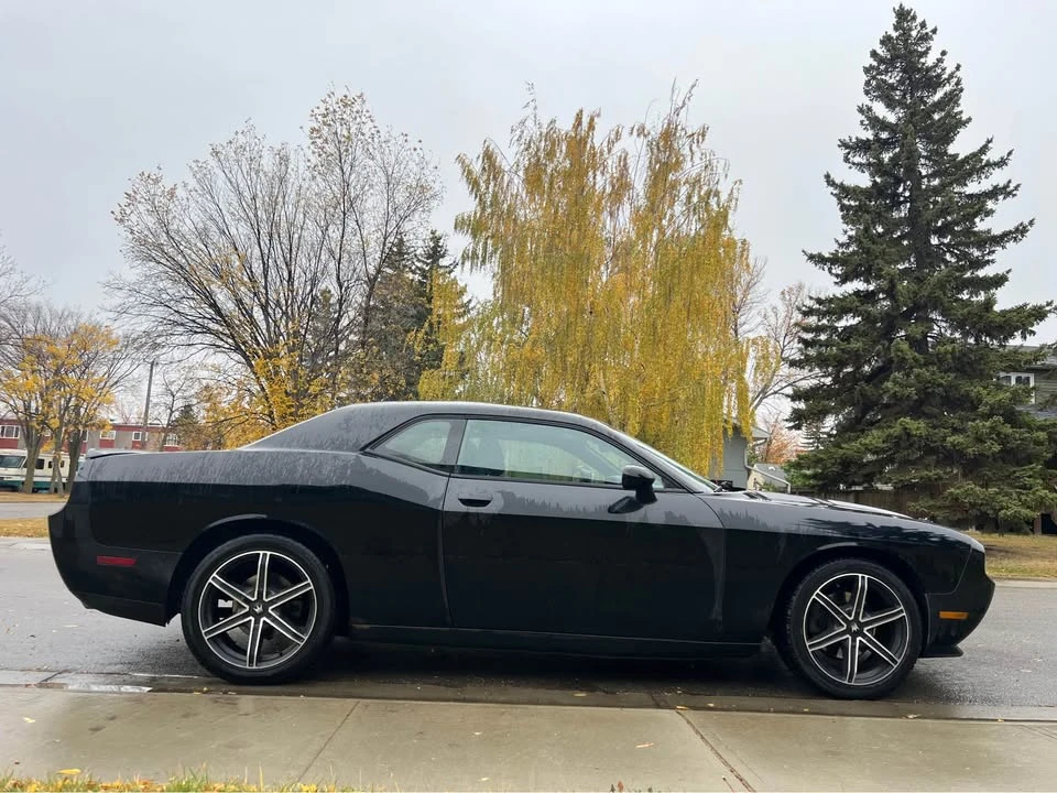 2014 Dodge Challenger 3rd Gen - Image 2 of 9