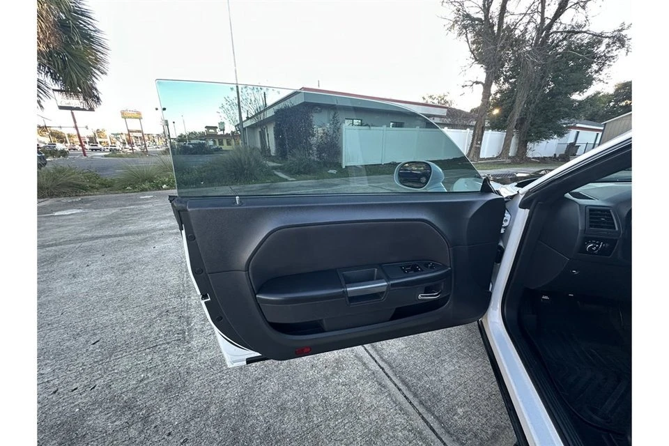 2014 Dodge Challenger 3rd Gen - Image 13 of 14