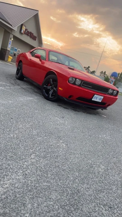 2014 Dodge Challenger 3rd Gen - Image 2 of 2