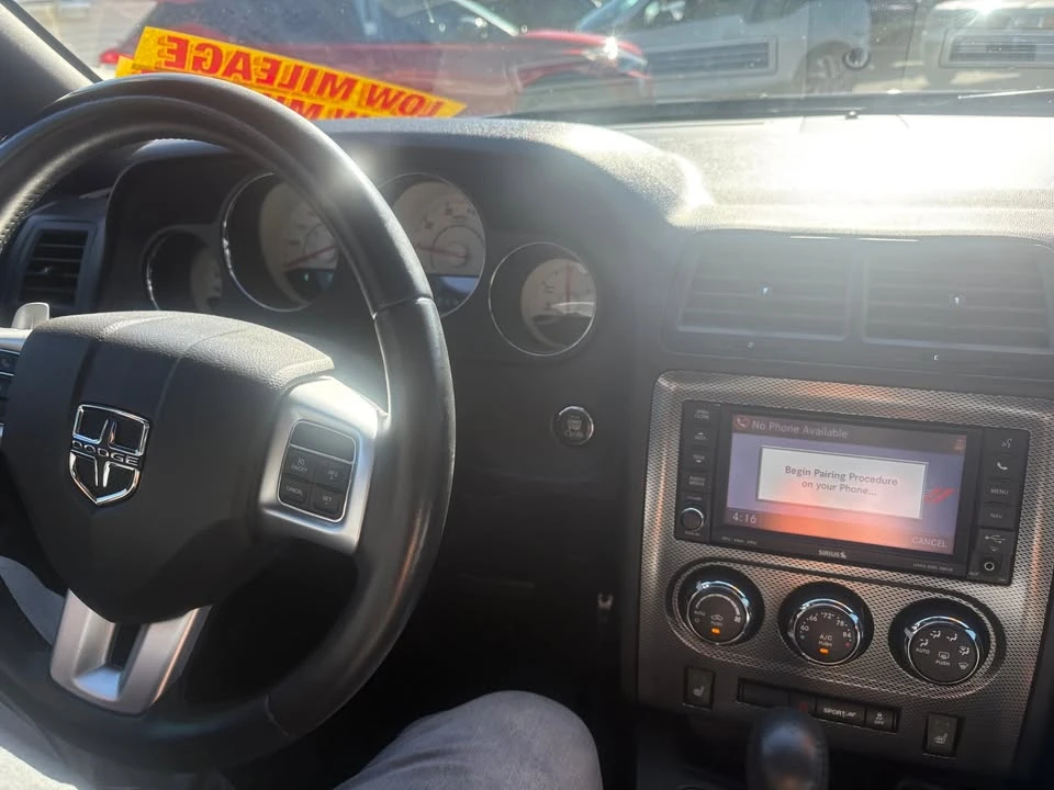2014 Dodge Challenger 3rd Gen - Image 10 of 20