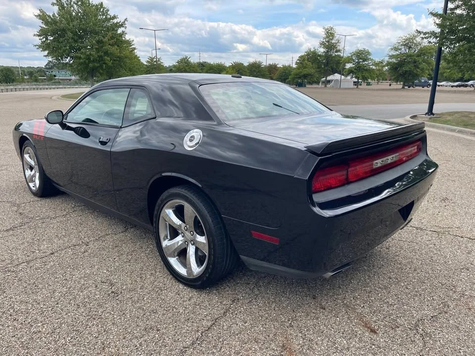 2014 Dodge Challenger 3rd Gen - Image 7 of 17
