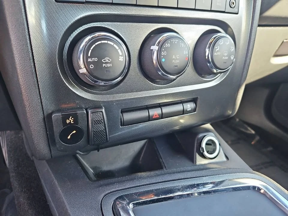 2014 Dodge Challenger 3rd Gen - Image 16 of 20