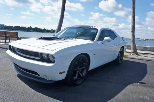 2014 Dodge Challenger Shaker