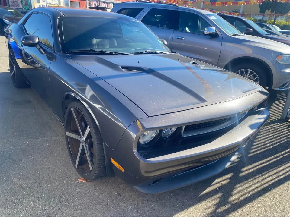 2014 Dodge Challenger 3rd Gen - Image 2 of 7