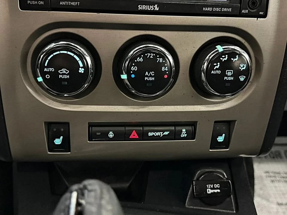 2014 Dodge Challenger 3rd Gen - Image 16 of 19