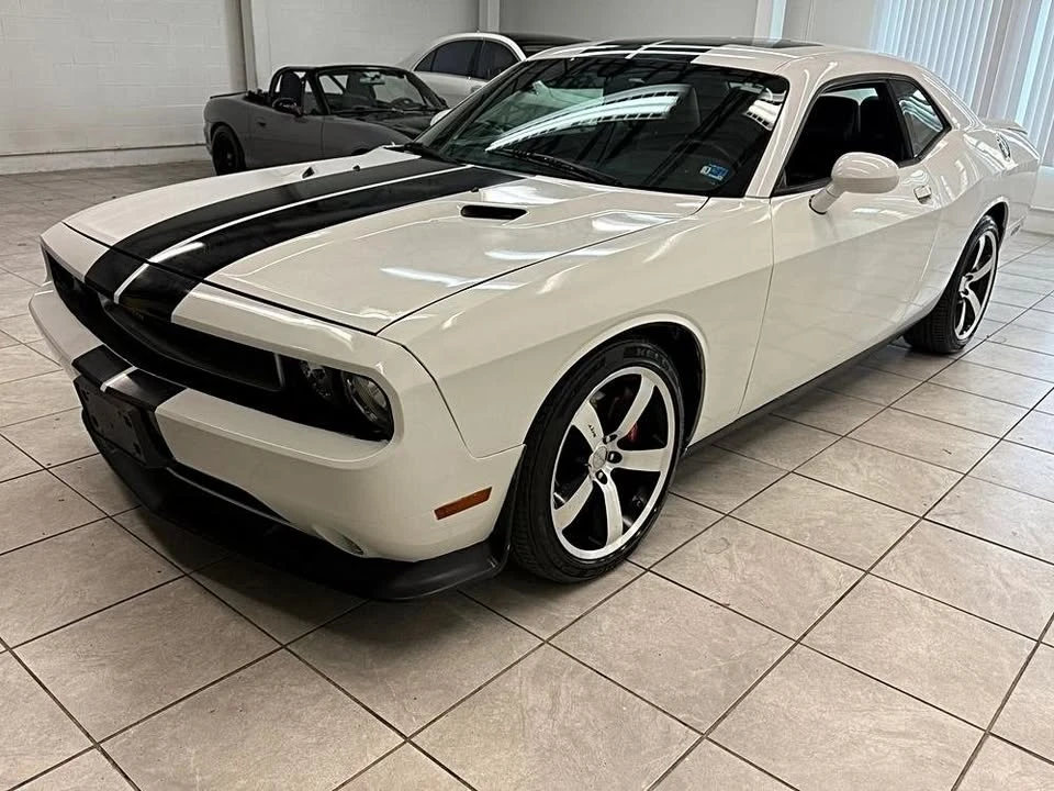 2014 Dodge Challenger 3rd Gen - Image 3 of 19
