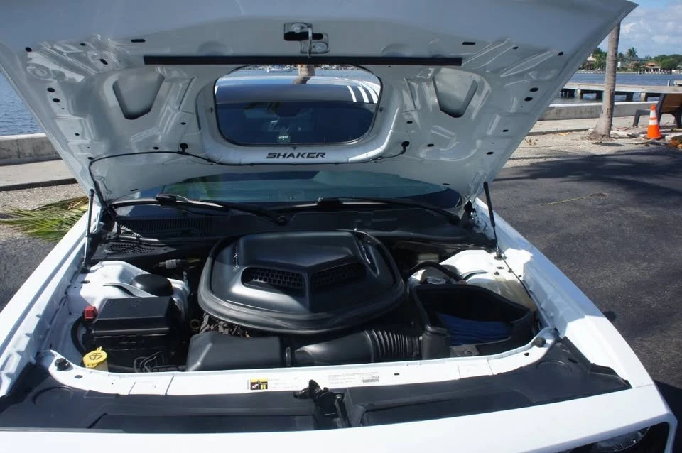 2014 Dodge Challenger 3rd Gen - Image 15 of 20