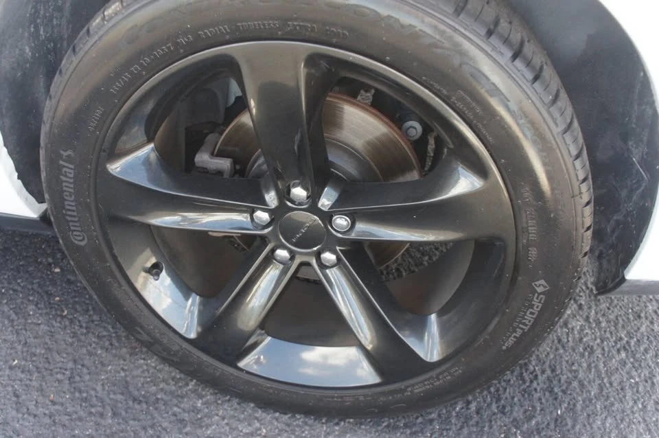 2014 Dodge Challenger 3rd Gen - Image 9 of 20