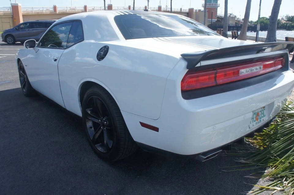 2014 Dodge Challenger 3rd Gen - Image 8 of 20
