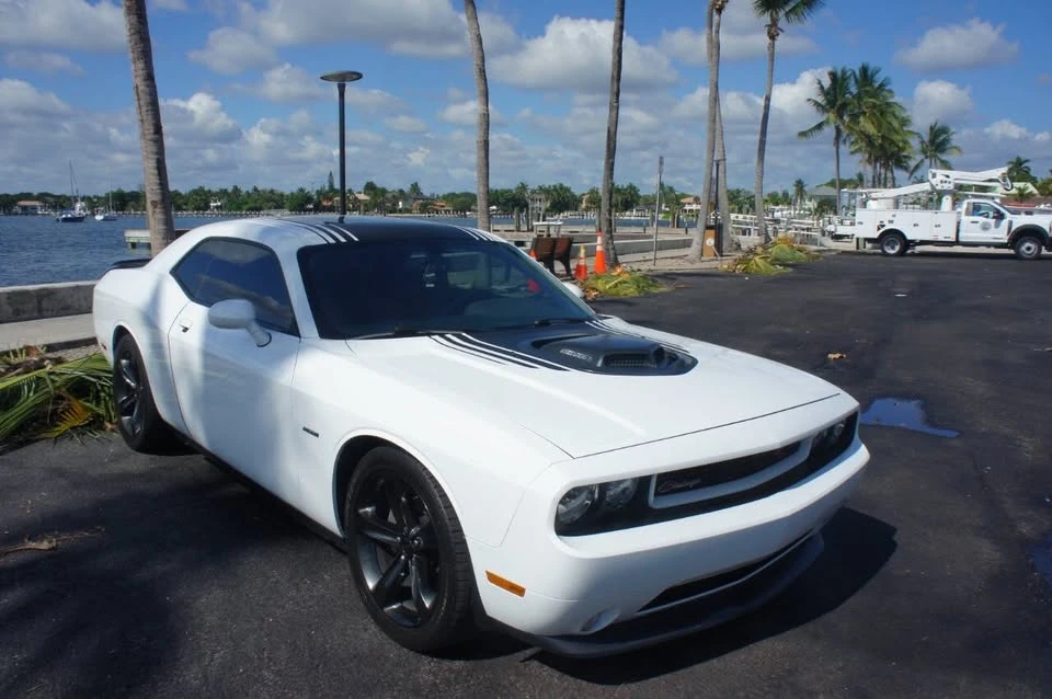 2014 Dodge Challenger 3rd Gen - Image 10 of 20